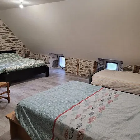 Maison Charmante A - 90 M² Avec Terrasse Holiday home *
