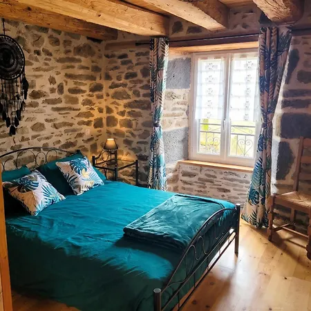 Maison Charmante A - 90 M² Avec Terrasse Holiday home *